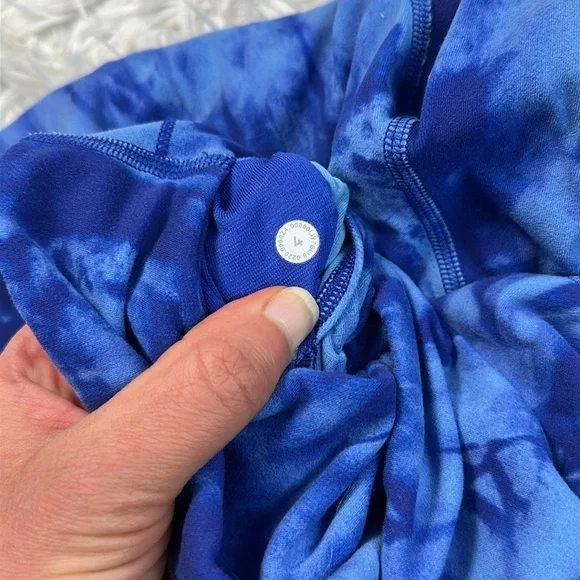 Lululemon Align Super High Rise Short 10" *Game Day Game Day Blue Multi - Picture 4 of 5